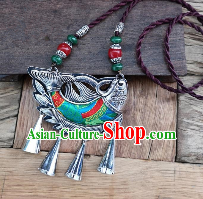 Chinese Traditional Jewelry Accessories Yunnan Minority Embroidered Blue Fish Necklace for Women