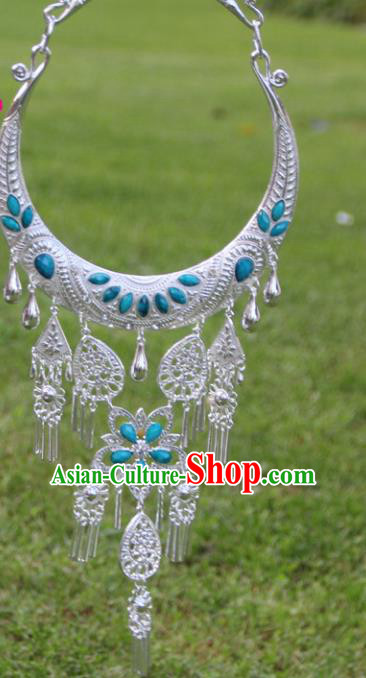 Chinese Traditional Ethnic Accessories Yunnan Miao Minority Blue Sliver Necklace for Women