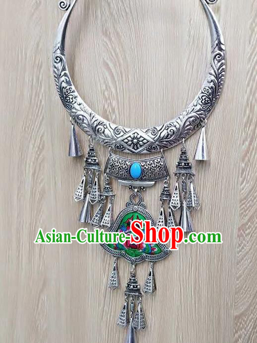 Chinese Traditional Minority Embroidered Green Carving Necklace Ethnic Folk Dance Accessories for Women