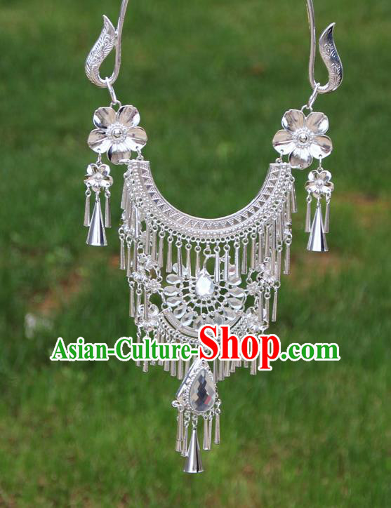 Chinese Ethnic White Peacock Necklace Traditional National Jewelry Accessories for Women