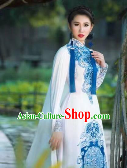 Asian Vietnam Palace Costume Vietnamese Trational Dress White Ao Dai Cheongsam Clothing for Women