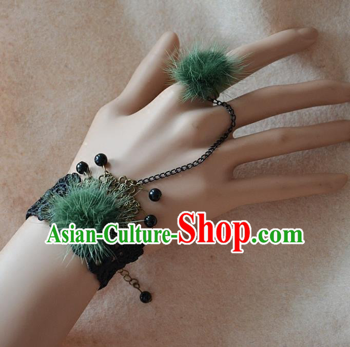 European Western Bride Vintage Renaissance Green Venonat Lace Bracelet with Ring for Women