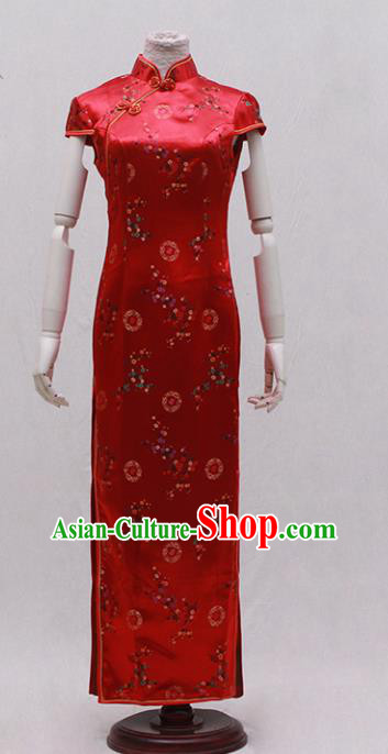 Traditional Ancient Chinese Costume Red Embroidered Cheongsam Clothing for Women