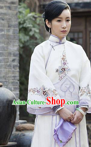 Traditional Chinese Late Qing Dynasty Young Mistress Embroidered Costume Xiuhe Suits for Women