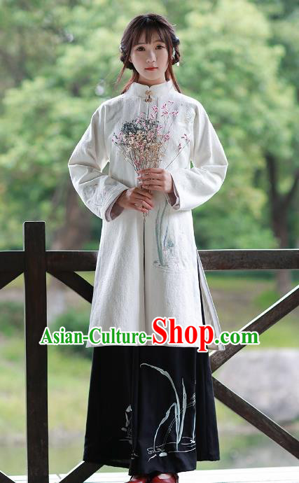 Traditional Chinese National Costume Embroidered Long Blouse Tang Suit Hanfu Dress for Women