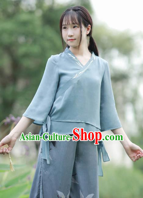 Traditional Chinese National Costume Embroidered Shirts Hanfu Cheongsam Blouse for Women