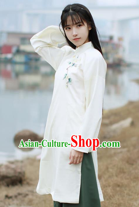 Traditional Chinese National Costume Embroidered Shirts Hanfu Cheongsam Blouse for Women