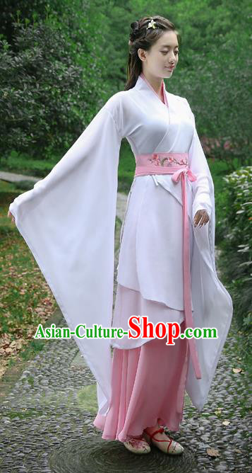 Traditional Chinese Ancient Han Dynasty Palace Lady Clothing Embroidered White Curving-front Robe for Women