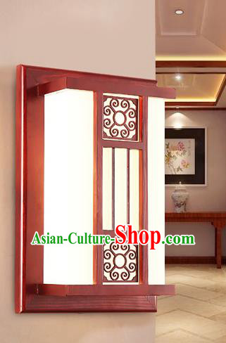 Traditional China Ancient Wall Lanterns Handmade Wood Carving Lantern Ancient Lamp