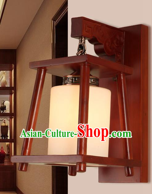 China Handmade Palace Lanterns Wall Lantern Ancient Wood Lanterns Traditional Lamp