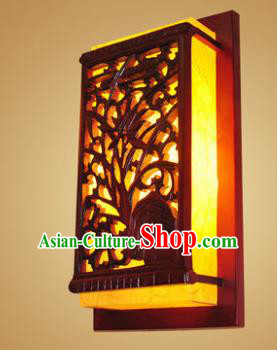 China Handmade Wood Wall Lanterns Carving Palace Lantern Ancient Lanterns Traditional Lamp