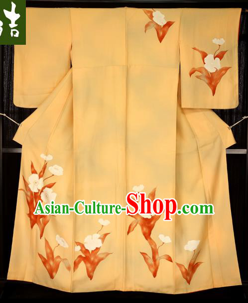 Asian Japan Yellow Furisode Kimono Palace Costume Traditional Japanese Yukata Dress for Women