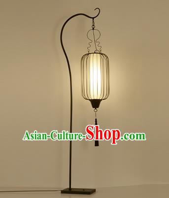 Traditional Asian Chinese Lanterns China Ancient Floor Lamp Iron Birdcage Palace Lantern