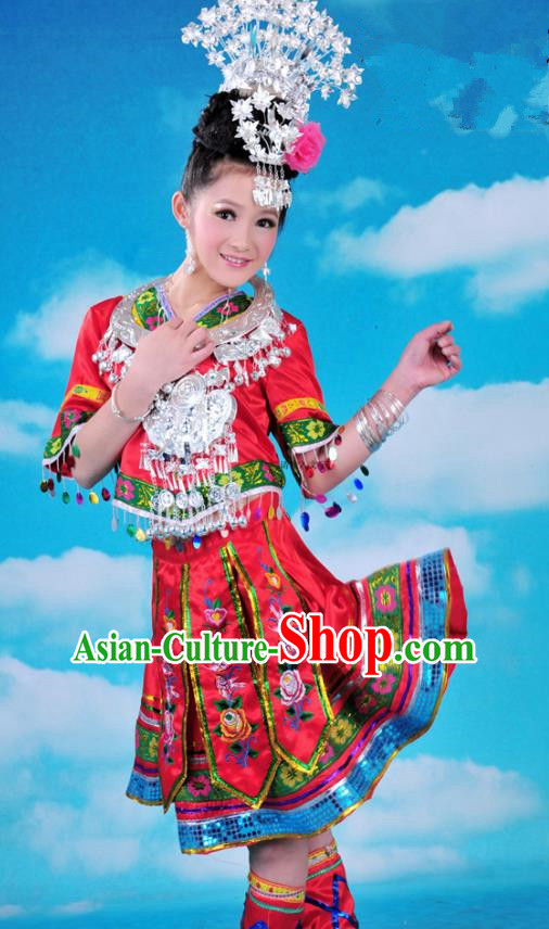 Traditional Chinese Miao Minority Nationality Embroidered Costume Red Pleated Skirt for Women