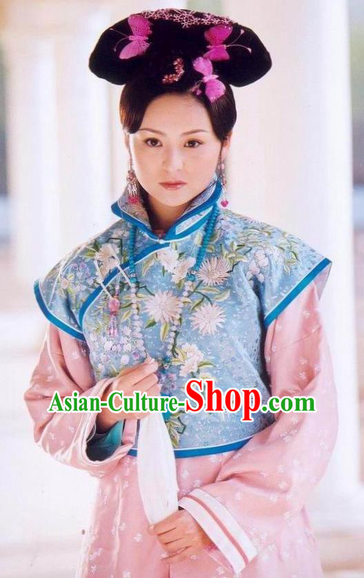 Chinese Ancient Qing Dynasty Princess of Kangxi Manchu Dress Historical Costume for Women