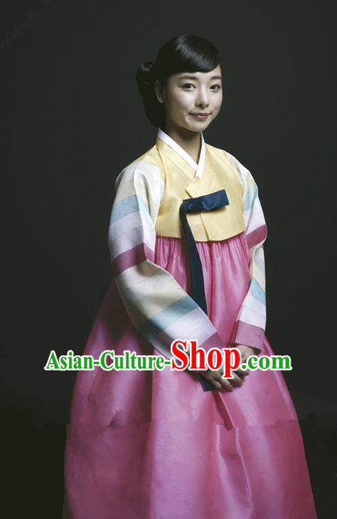 Korean Traditional Bride Palace Hanbok Clothing Korean Fashion Apparel Yellow Blouse and Pink Dress for Women