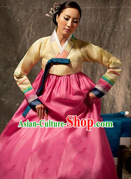 Korean Traditional Bride Palace Hanbok Clothing Korean Fashion Apparel Yellow Blouse and Pink Dress for Women