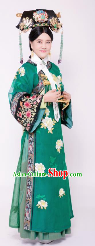 Chinese Ancient Qing Dynasty Imperial Consort Hui of Kangxi Embroidered Replica Costumes for Women