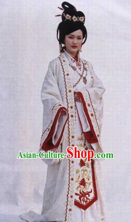 Chinese Ancient Queen Costume Ming Dynasty Empress Zhang Embroidered Dress for Women