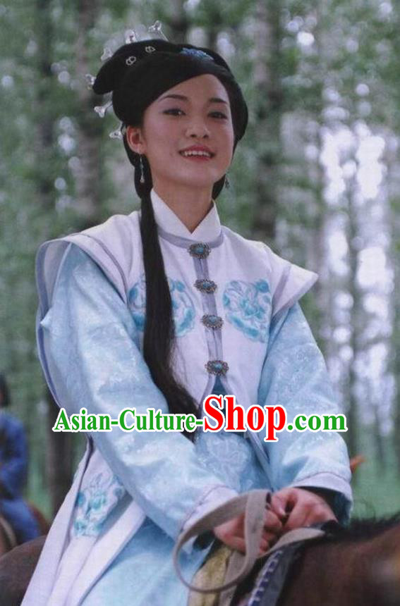 Chinese Ancient Queen Costume Ming Dynasty Empress Zhang Embroidered White Dress for Women