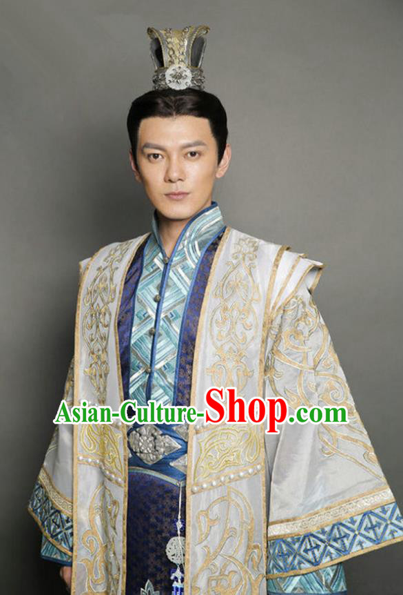 Traditional Chinese Ancient Tang Dynasty Swordsman Prince Embroidered Replica Costume for Men