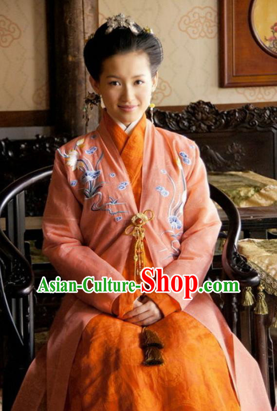 Ancient Chinese Ming Dynasty Historical Costume Nobility Lady Embroidered Replica Costume for Women