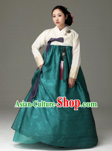 Top Grade Korean Hanbok Traditional Beige Blouse and Green Dress Fashion Apparel Costumes for Women