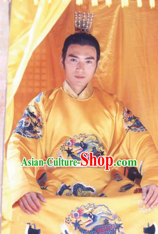 Traditional Chinese Ming Dynasty Ancient Zhengde Emperor Zhu Houzhao Costume for Men