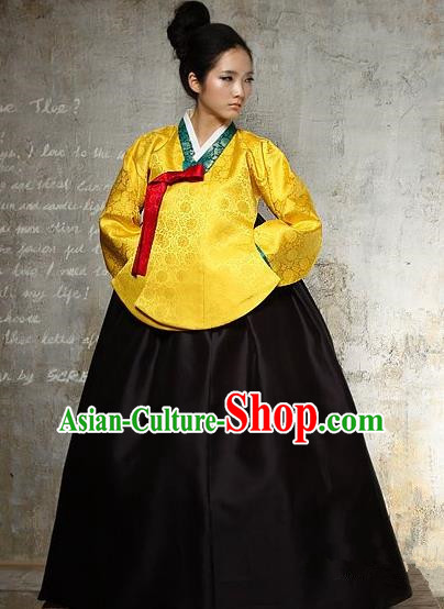 Top Grade Korean Palace Hanbok Traditional Empress Yellow Blouse and Black Dress Fashion Apparel Costumes for Women