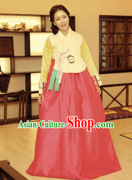 Korean Traditional Hanbok Yellow Blouse and Red Dress Ancient Fashion Apparel Costumes for Women