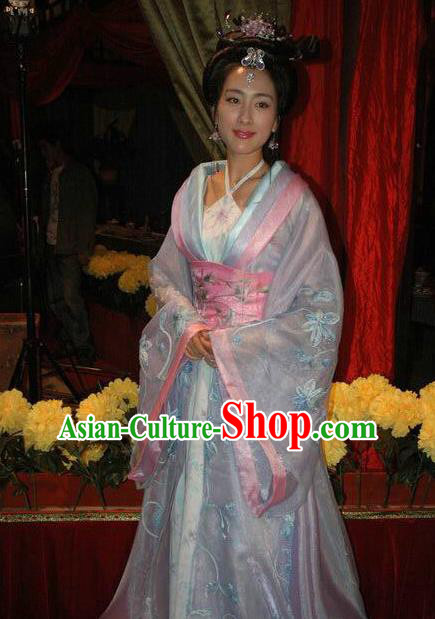 Chinese Ancient Song Dynasty Courtesan Li Shishi Embroidered Replica Costume for Women