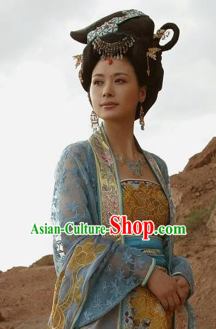 Chinese Ancient Song Dynasty Khrom Countess Embroidered Dress Replica Costume for Women