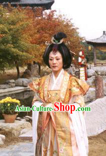 Chinese Ancient Tang Dynasty Queen Wu Zetian Embroidered Dress Empress Replica Costume for Women