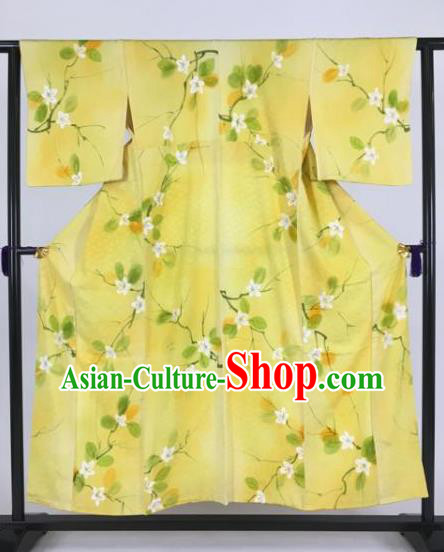 Japan Traditional Printing Kimonos Yellow Furisode Kimono Ancient Yukata Dress Formal Costume for Women