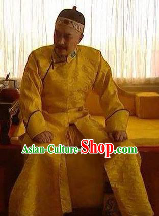 Chinese Traditional Historical Costume China Qing Dynasty Yongzheng Emperor Embroidered Informal Clothing