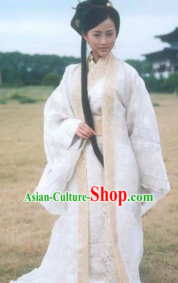 Chinese Ancient Han Dynasty Xiaowu Empress Wei Zifu Embroidered Hanfu Dress Replica Costume for Women