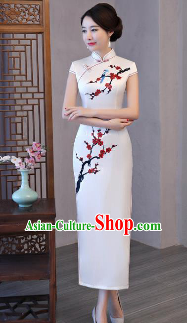 Chinese Traditional Printing Plum Blossom Elegant White Cheongsam National Costume Silk Qipao Dress for Women