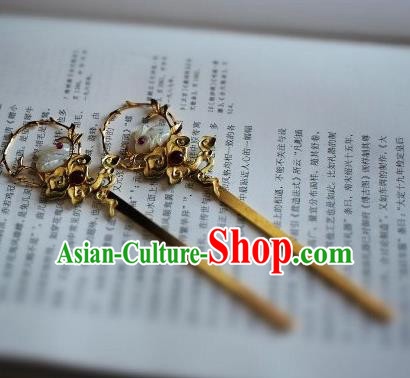 Chinese Handmade Classical Hair Accessories Jade Rabbit Hairpins Hair Stick for Women