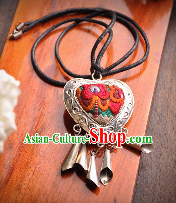Chinese Traditional Embroidery Accessories Bells Pendant Classical Handmade Embroidered Necklace for Women