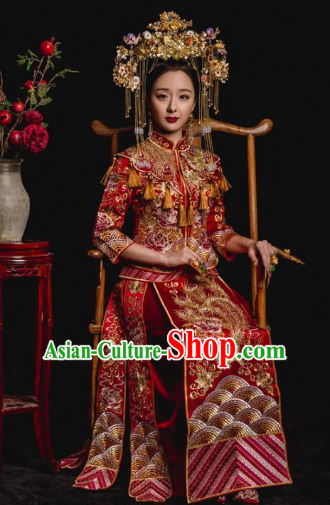 Chinese Ancient Wedding Costume Qing Dynasty Bride Embroidery Toast Clothing, Traditional Delicate Embroidered Red Xiuhe Suits for Women