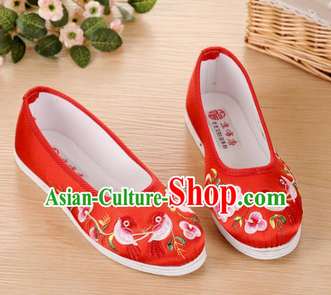 Chinese Traditional Embroidered Shoes Ancient Wedding Red Blood Stained Shoes for Women