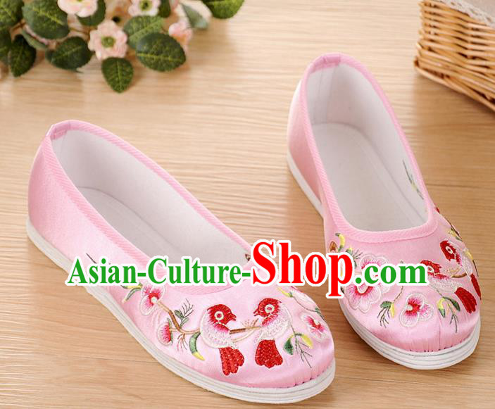 Chinese Traditional Embroidered Shoes Ancient Pink Blood Stained Shoes for Women