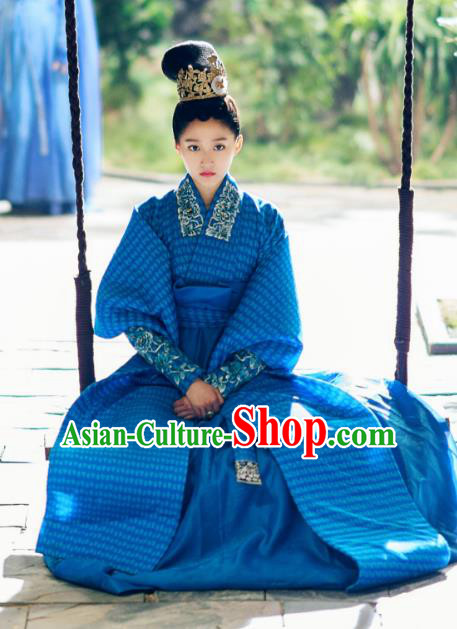 Chinese Ancient Northern and Southern Dynasties Princess Shanyin Embroidered Replica Costumes for Women