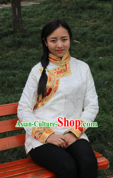 Chinese Traditional Minority Costume Zang Nationality White Blouse for Women