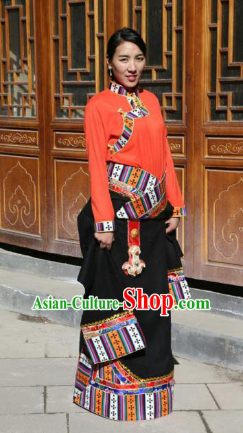 Chinese Traditional Black Tibetan Robe Minority Costume Zang Nationality Clothing for Women