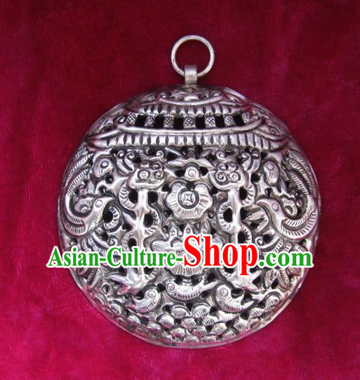 Chinese Miao Nationality Silver Ornaments Traditional Hmong Cavring Necklace Pendant Accessories for Women