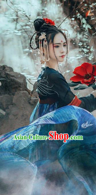 Chinese Ancient Palace Lady Hanfu Han Dynasty Imperial Concubine Queen Embroidered Historical Costumes