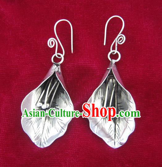 Chinese Handmade Miao Sliver Lily Flower Eardrop Hmong Nationality Earrings for Women