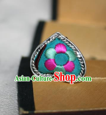 Chinese Miao Sliver Ornaments Green Rings Traditional Hmong Embroidered Finger Ring for Women