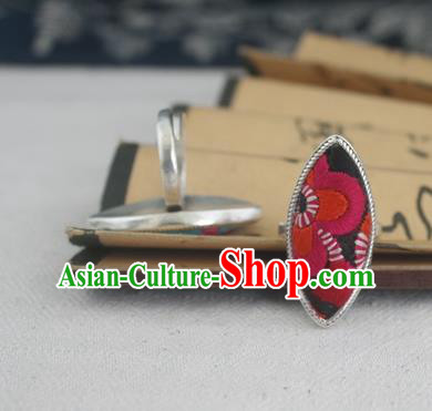 Chinese Traditional Miao Sliver Ornaments Willow Leaf Ring Traditional Hmong Embroidered Black Rings for Women